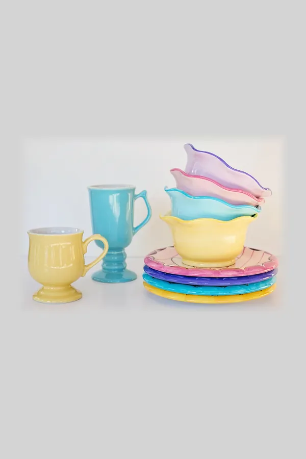 Çok Renkli Pastel Yemek Takımı